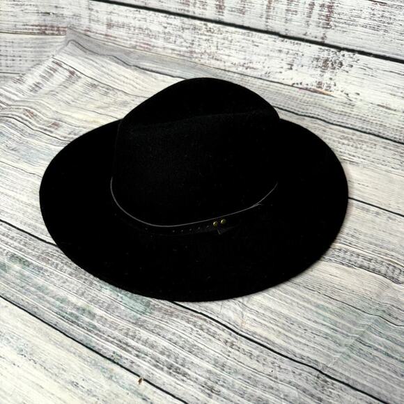 Chicos 100% Wool Hat with leather Band Black OS - Picture 3 of 3